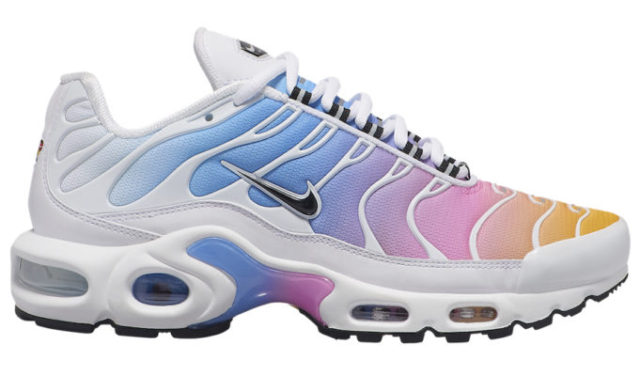 pink and baby blue air max plus