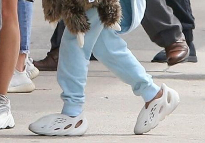 new yeezy clog